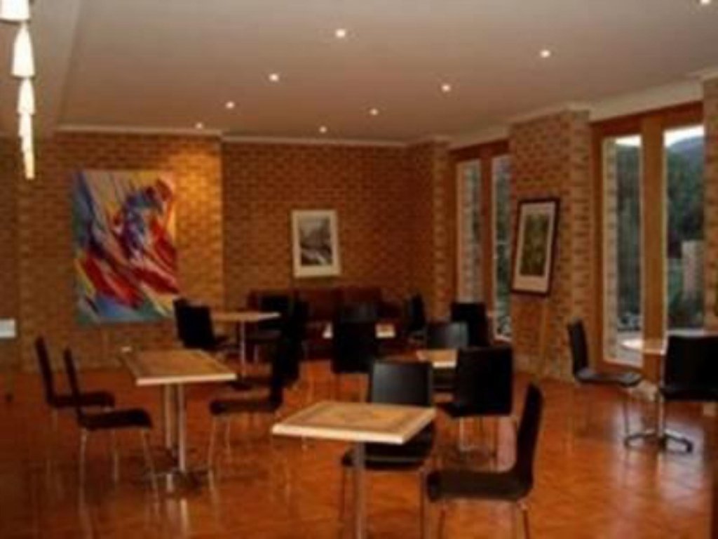 bright on track