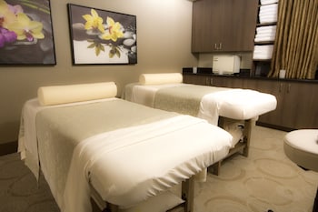 akwesasne mohawk casino resort and players inn