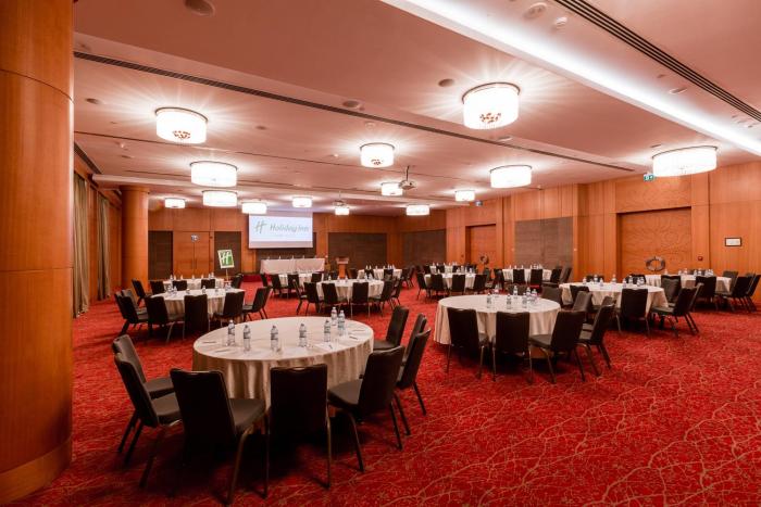 Holiday Inn Baku By Ihg,Nasimi>>Baku,4 star