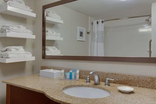 hampton inn north myrtle beach harbourgate