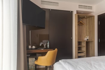 amiral hotel