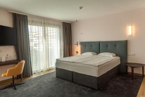 Amiral Hotel,Near Ticha Stadium,4 star