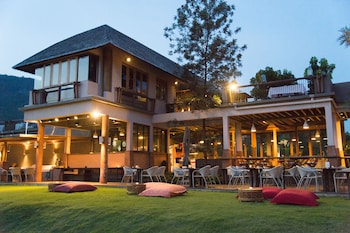 lala mukha tented resort khao yai
