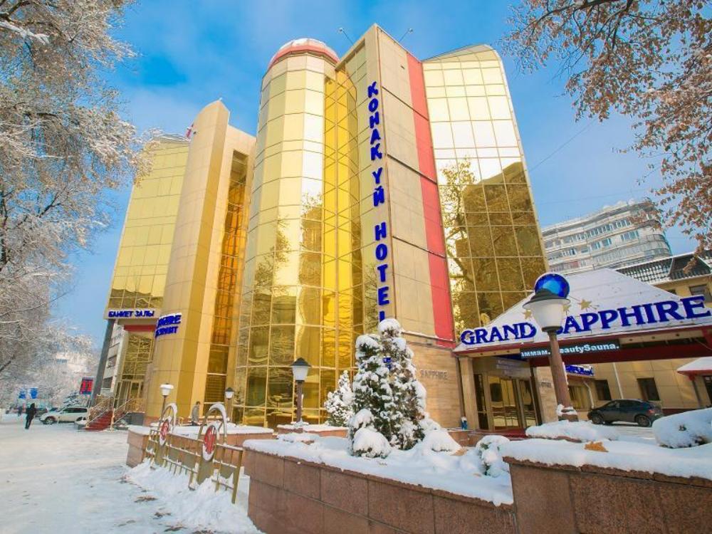 grand sapphire
