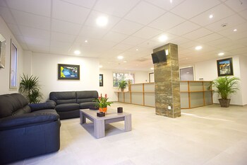 The Originals City, Hôtel Les Bastides Du Gapeau, Hyères Nord,Sollies-Toucas>>Cuers,3 star