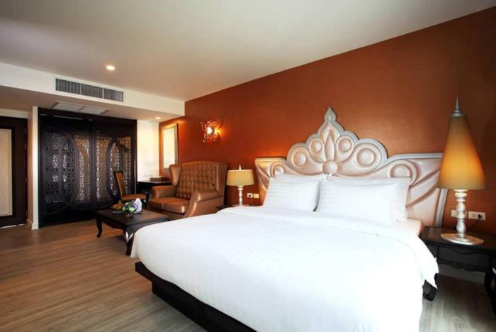 chillax resort