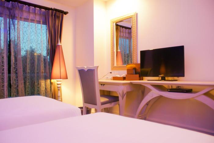 chillax resort