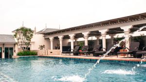 chillax resort