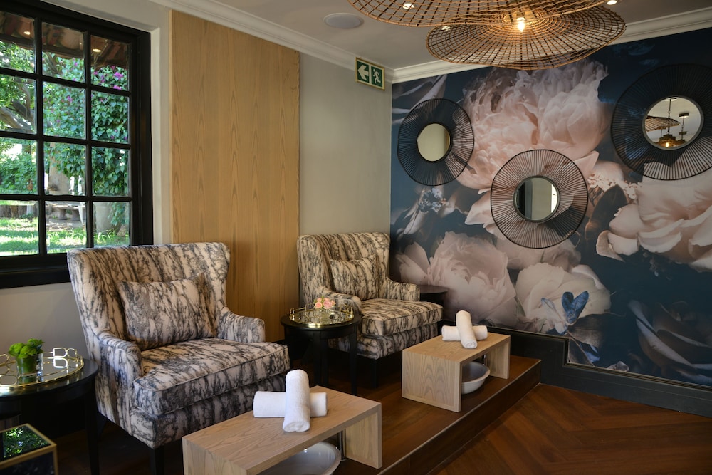 apogee boutique hotel and spa