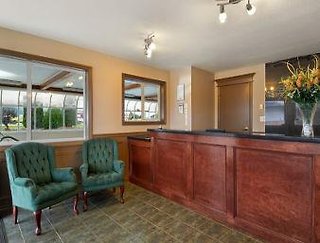 Travelodge By Wyndham Salmon Arm,Shuswap Lake>>Salmon Arm,2 star