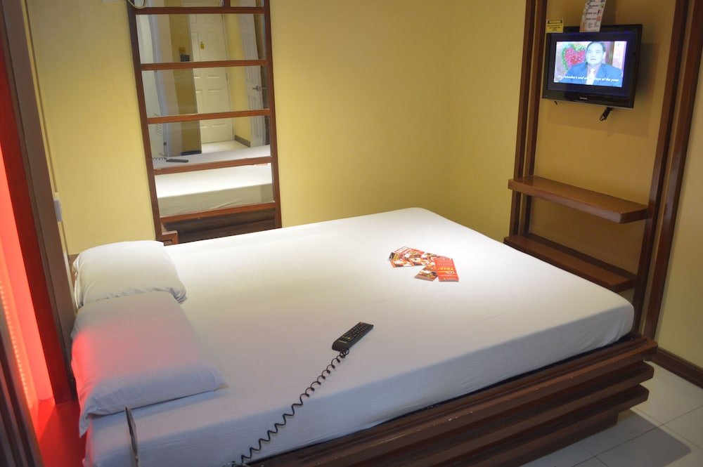 hotel sogo edsa trinoma