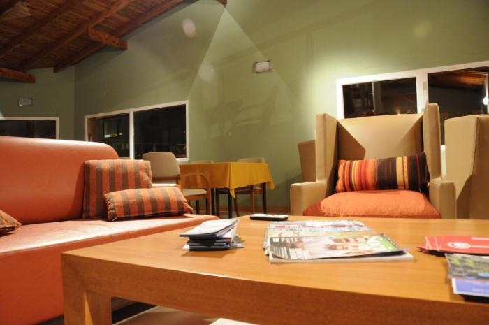 los robles apart and spa