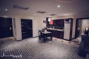 merfal hotel apartments al taawan