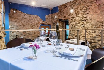 hotel and restaurant cal llop