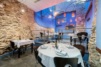 hotel and restaurant cal llop