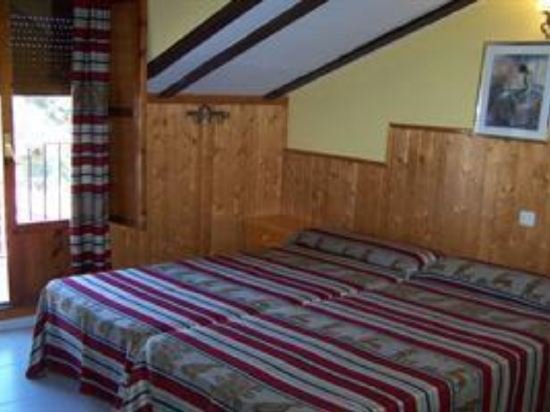 Hotel La Rueda,Rubielos De Mora>>Mora De Rubielos,3 star