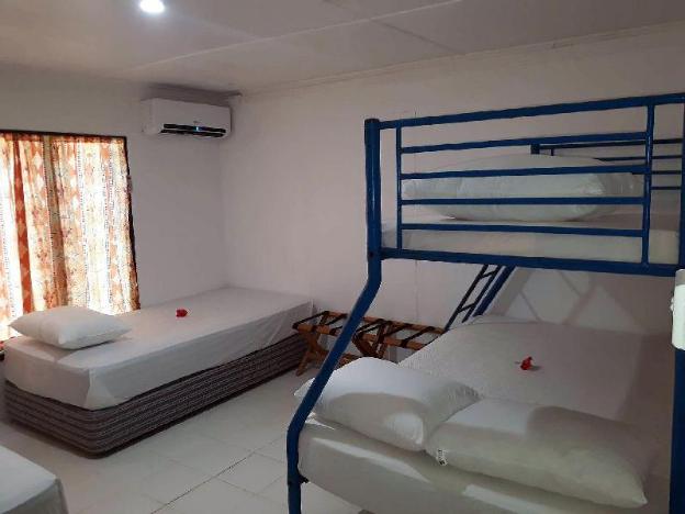 ratu kini backpackers and dive resort