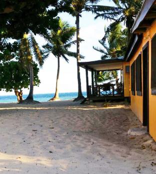 ratu kini backpackers and dive resort