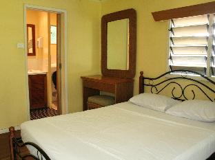 ratu kini backpackers and dive resort