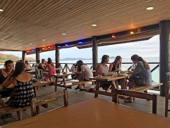 ratu kini backpackers and dive resort