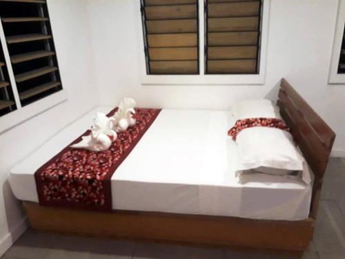 ratu kini backpackers and dive resort