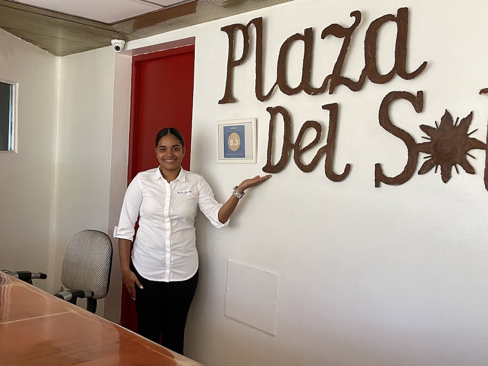 hotel plaza del sol