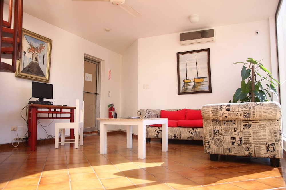hotel plaza del sol