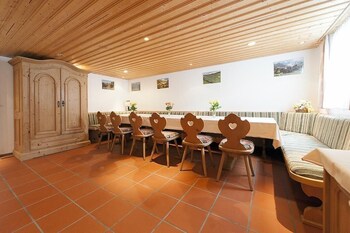 Hotel Cuntera,Disentis>>Curaglia,3 star