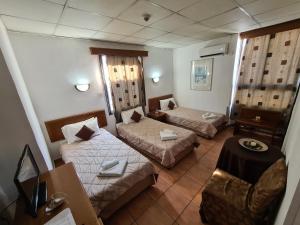 metropole hotel