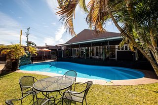 Hotel Settlers,Biloela>>Banana,4 star