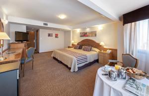 hotel tronador