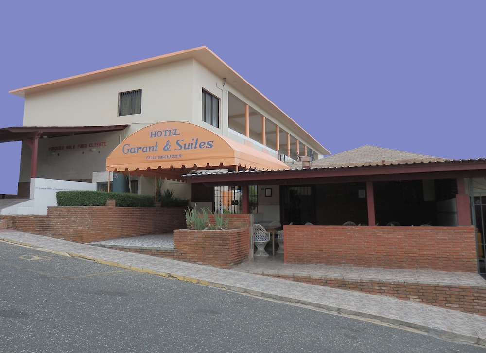 hotel garant and suites