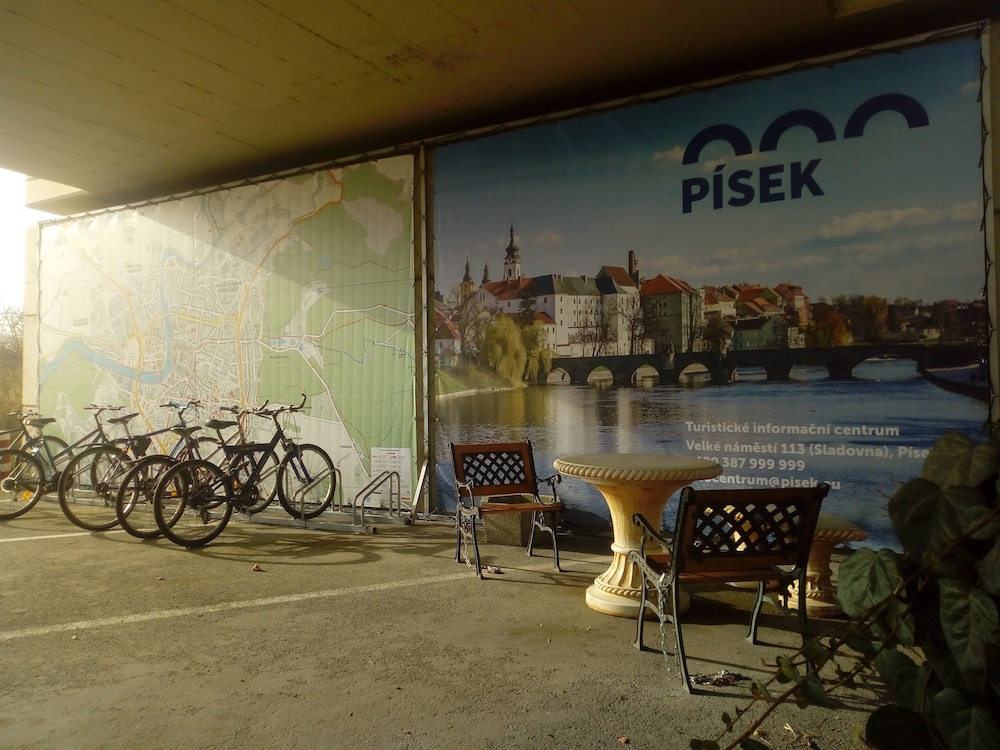 pisek