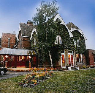 Stourport Manor Hotel,Stourport-On-Severn>>Kidderminster,4 star