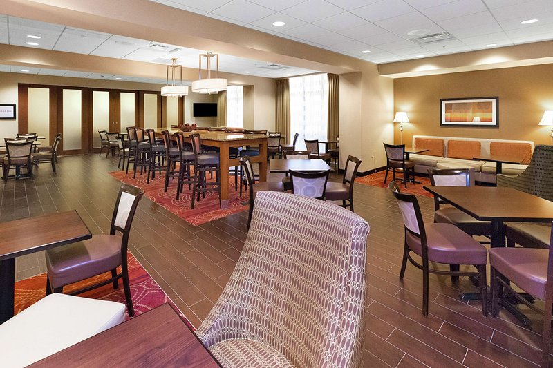 hampton inn waynesburg