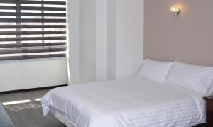 Hotel Italia,Putuchi>>Cuenca,4 star