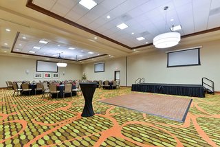 hilton garden inn cincinnati west chester