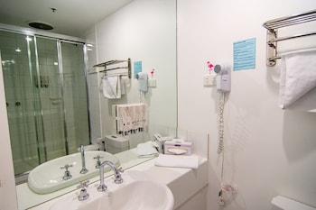 miami hotel melbourne