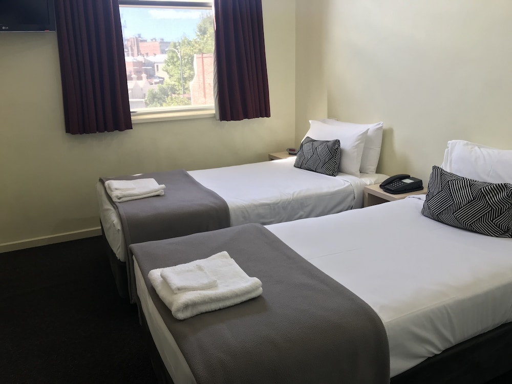 miami hotel melbourne
