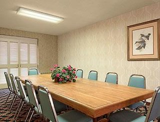 Days Inn By Wyndham West Memphis,Memphis>>Marion,2 star