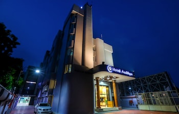 hotel aadithya