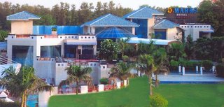 Dee Marks Hotel & Resorts,New Delhi>>Delhi,3 star