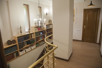 hin yerevantsi