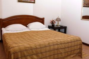 Hin Yerevantsi,Kentron>>Yerevan,4 star
