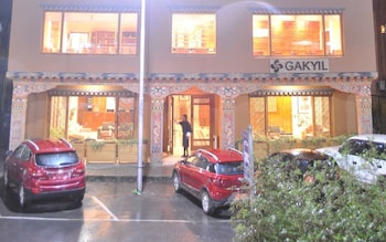 Gakyil,Near Clock Tower Square,3 star