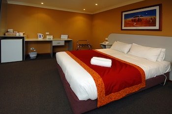victoria hotel strathalbyn