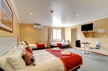victoria hotel strathalbyn