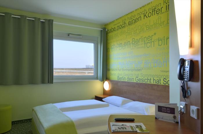 bandb hotel berlin airport