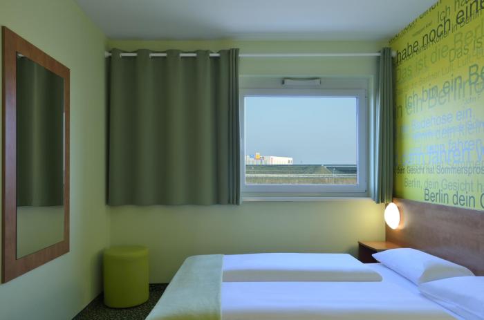 bandb hotel berlin airport