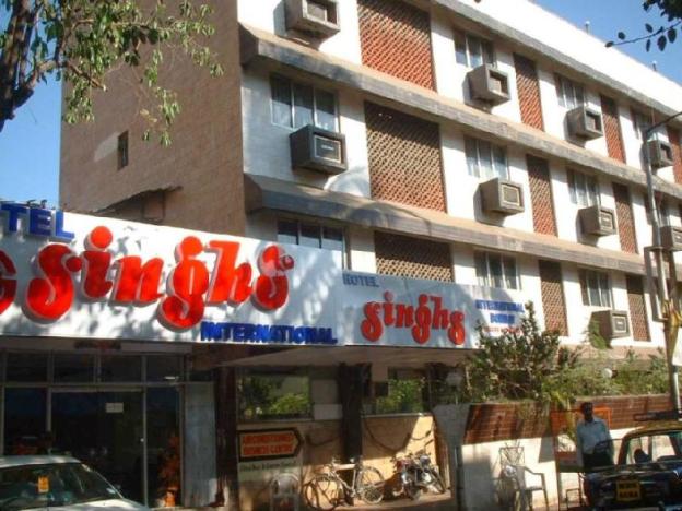 hotel singhs international
